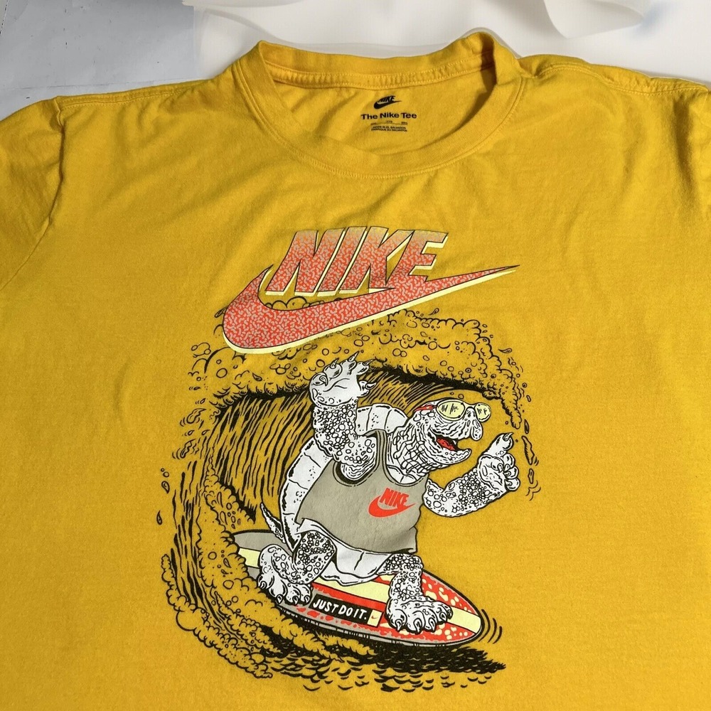 Nike Sun Splash Yellow T Shirt Graphic Print Front- Men's‎ Sz 2XL Surfing 🐢